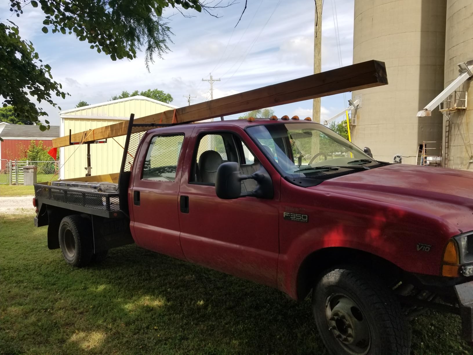 MaxxHaul 70231 Hitch Mount Pick Up Truck Bed Extender For Ladder, Rack, Canoe, Kayak, Long Pipes and Lumber) , Black , 37 x 19 x 3 inches - Customer Photo 2