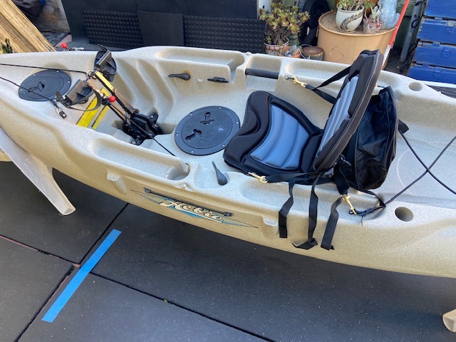 Ultra thick OceanMotion Ergo-Fit sit on top Kayak seat w/storage bag - Customer Photo 3