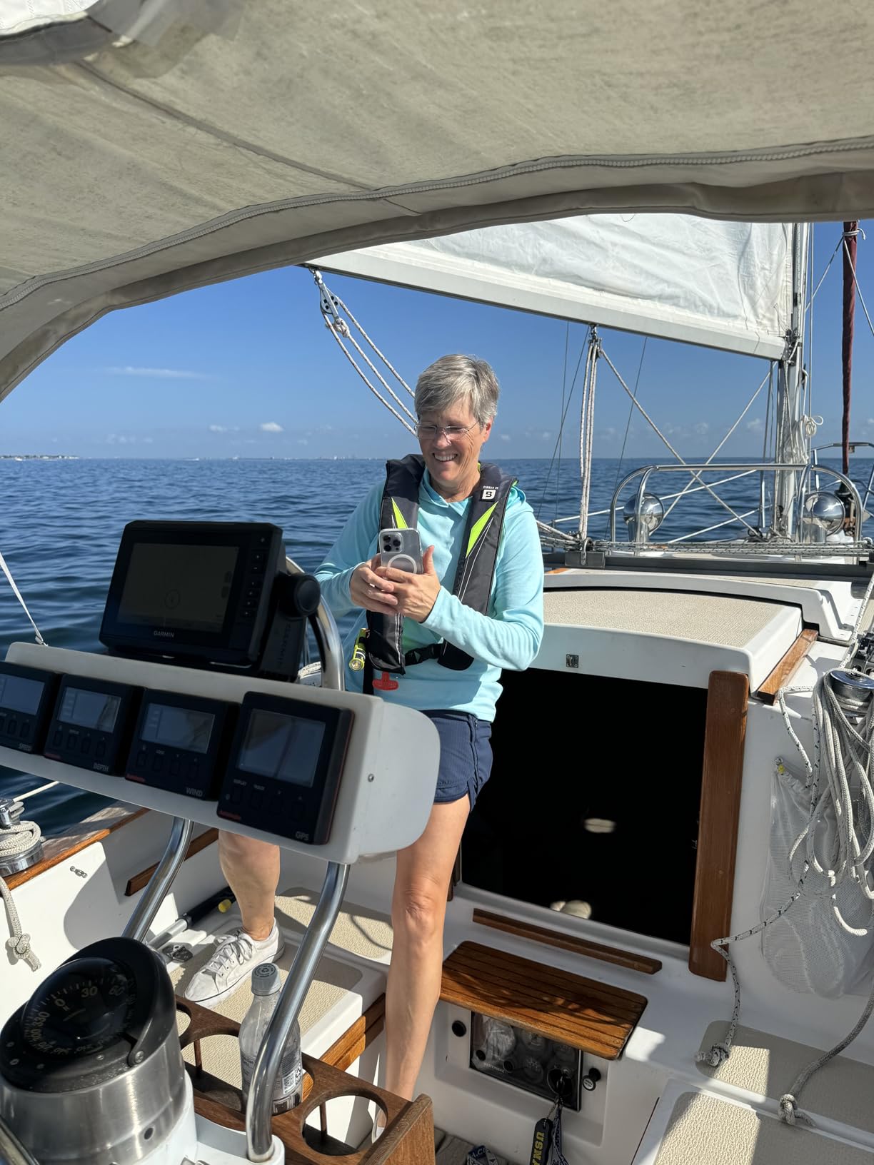 BLUESTORM Cirrus26 Inflatable PFD Life Jackets for Adults | US Coast Guard Approved Automatic Life Vest w/Manual Override Convertibility - Customer Photo 1