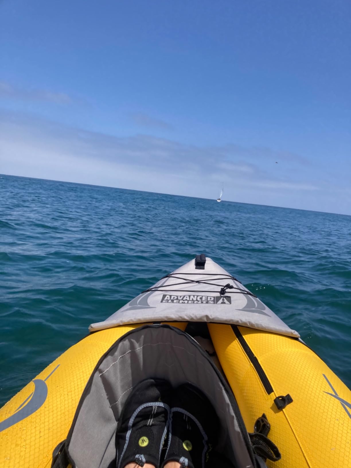 Advanced Elements - Island Voyage 2 Inflatable Kayak - Recreational Convertible Kayak - for 1 or 2 Person - 11 ft - Yellow - Customer Photo 2