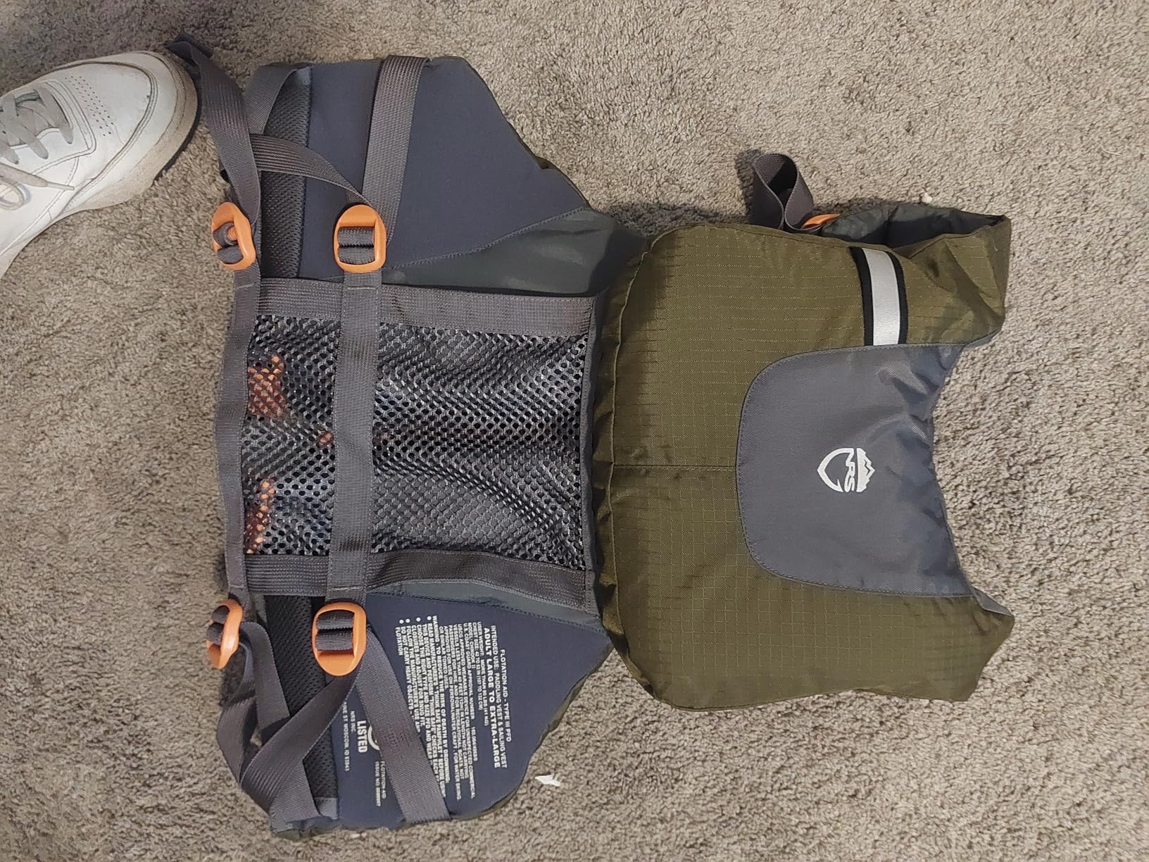 NRS Chinook Fishing Life Jacket for Fishing | Adult USCG Type III PFD | Mesh Back Front Zip Vest with Pockets for Rafting, Kayaking, Paddling - Customer Photo 3