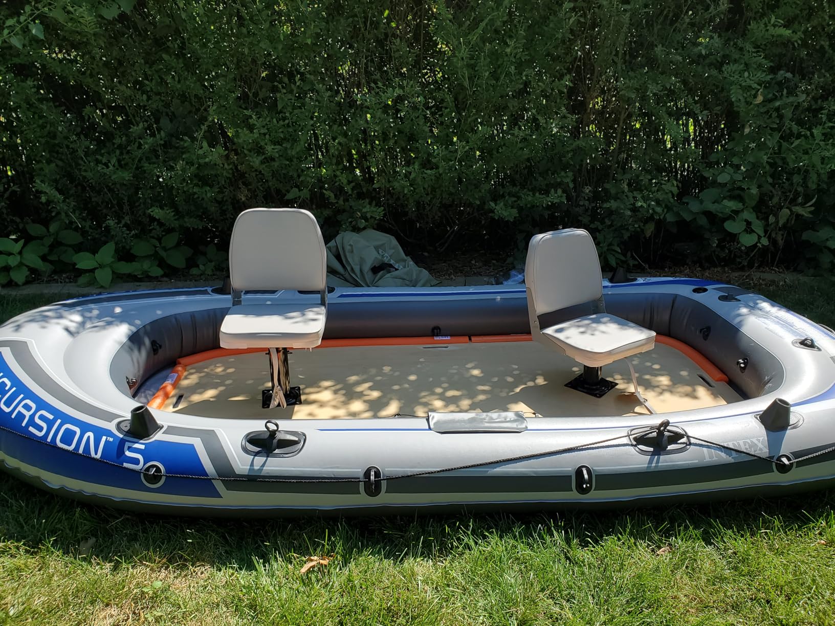 INTEX 68324EP Excursion 4 Inflatable Boat Set: Includes Deluxe 54in Boat Oars and High-Output Pump – Adjustable Seats with Backrest – Fishing Rod Holders – 4-Person – 1100lb Weight Capacity - Customer Photo 3