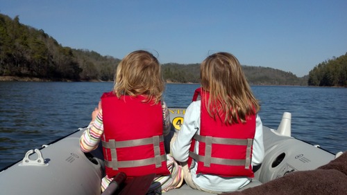 INTEX 68373EP Mariner 3 Inflatable Boat Set: Includes Deluxe 54in Boat Oars and High-Output Pump – Wear-Resistant Keel – Removable Fishing Rod Holders – 3-Person – 880lb Weight Capacity - Customer Photo 2