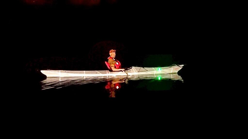 Botepon Kayak Lights for Night Kayaking, Battery Operated Red and Green Navigation Lights for Dinghy, Canoe, Jetski - Customer Photo 1