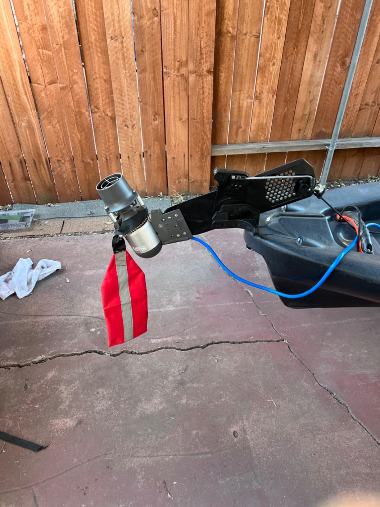 Bixpy K-1 Outboard Kit Only – Outboard Motor with Wireless Remote Control & Quick-Release Mount | Lightweight Portable Kit for Kayaks, Paddle Boards, Inflatable Boats & Small Watercraft - Customer Photo 2