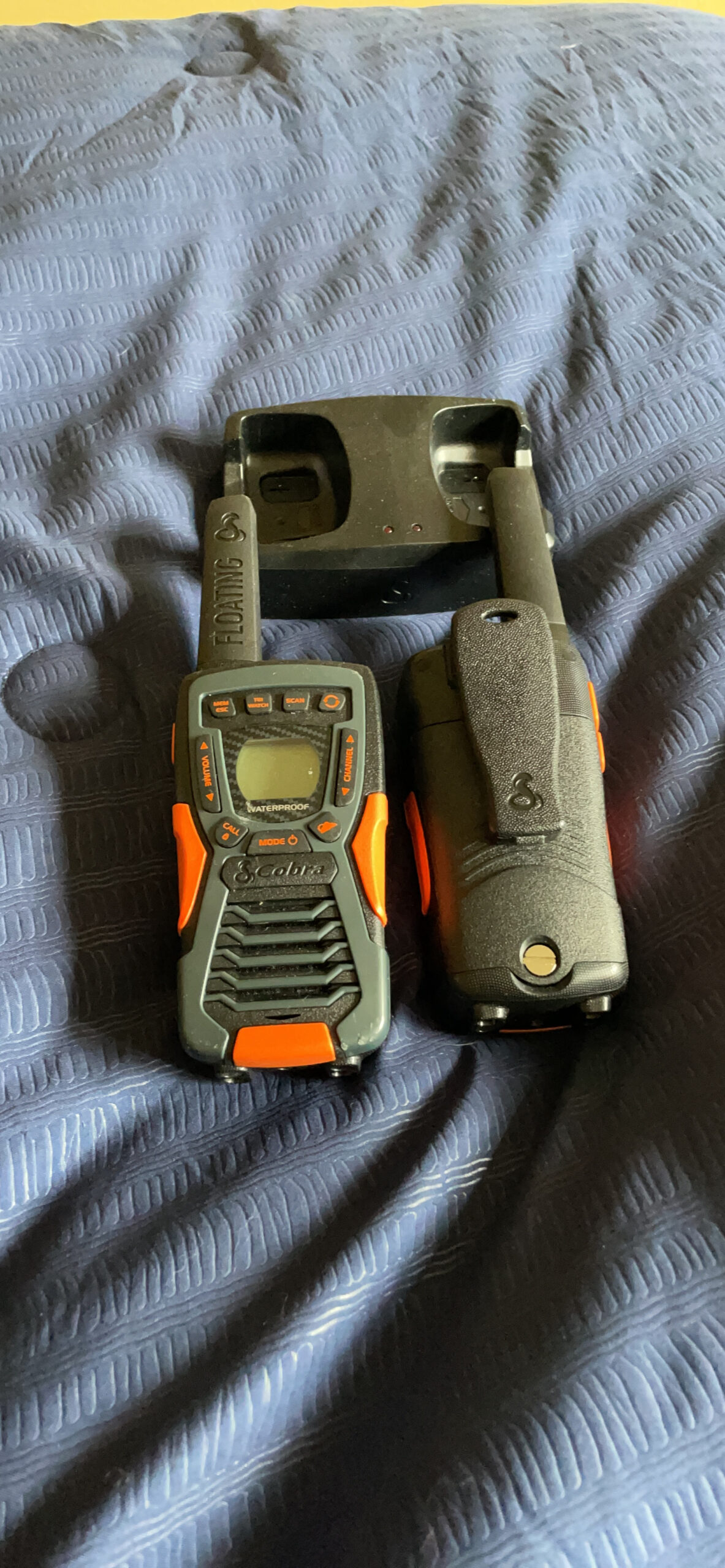 Cobra ACXT1037R FLT Floating Walkie Talkie - Waterproof, Rechargeable, Long Range up to 37-Mile Two Way Radio with NOAA Weather Alert & VOX, (1 Pack) Customer Review Cobra ACXT1037R FLT Floating Walkie Talkie - Waterproof, Rechargeable, Long Range up to 37-Mile Two Way Radio with NOAA Weather Alert & VOX, (1 Pack) - Customer Photo 2