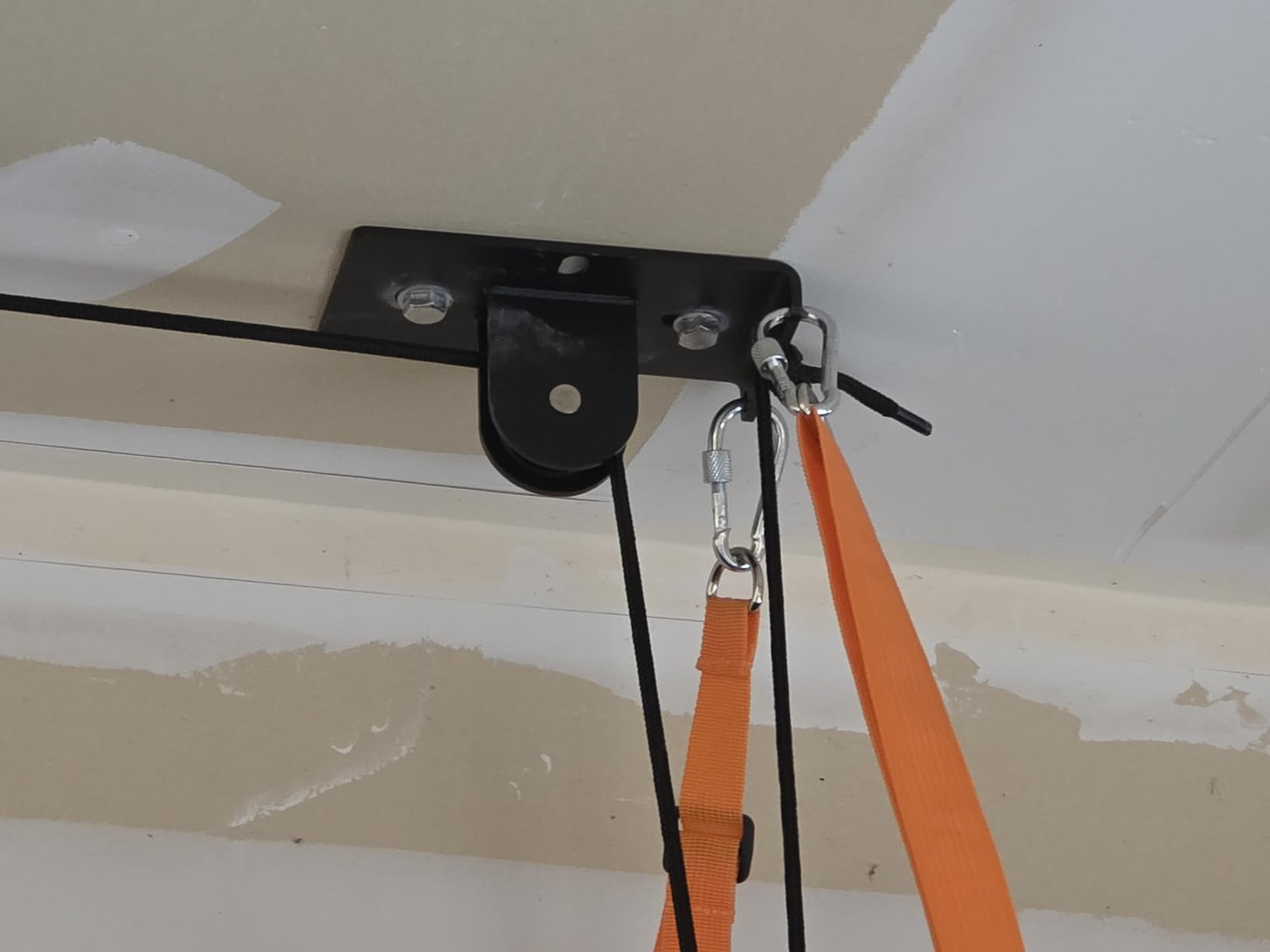 Kayak Hoist, Heavy Duty Kayak Pulley System for Garage Ceiling, Hold Up to 150 lbs Capacity, Canoe Garage Lift Storage System, Fit 10-18 Foot Ceilings, Black Customer Review Kayak Hoist, Heavy Duty Kayak Pulley System for Garage Ceiling, Hold Up to 150 lbs Capacity, Canoe Garage Lift Storage System, Fit 10-18 Foot Ceilings, Black - Customer Photo 1